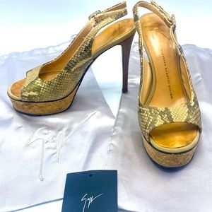 GIUSEPPE ZANOTTI PLATFORM OPEN TOE HEELS SIZE 37.5